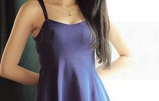 青豆客 – 你见过吗？最新分享，赵伊彤的少女姿态，竟然可以这么迷人！