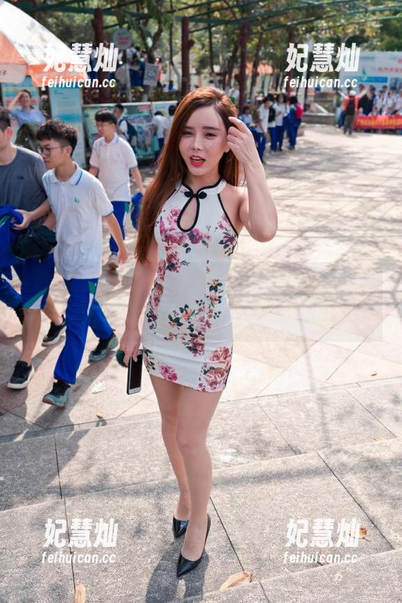 魔镜街拍 魔镜街拍:这些长腿美女穿肉丝的样子,真是太诱人了,精选原图我快热了…